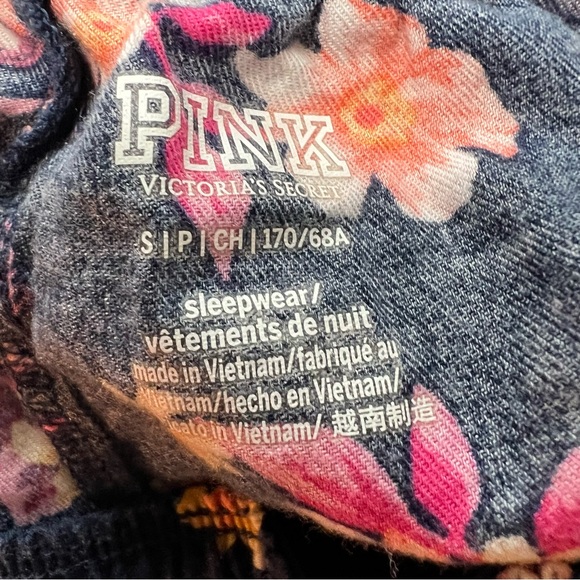 4/$24 PINK Victoria’s Secret Floral Print Blue Pajama Shorts - Picture 6 of 6